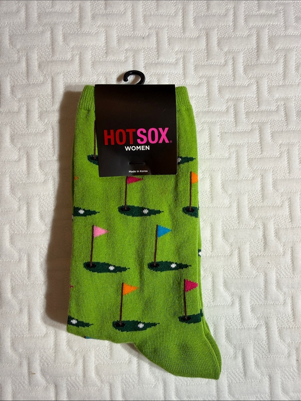 Hot Sox Women Bright Green Golf Flag Crew Socks with Multicolor Flags size 9-11